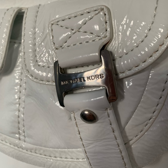 White Michael Kors bag 🤍 - Picture 2 of 9